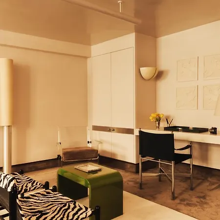 Appartement Pied A Terre Tuileries Paris