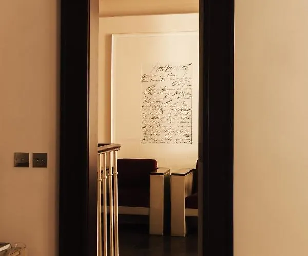 Pied A Terre Tuileries