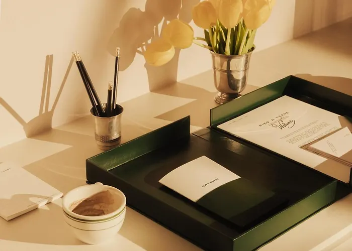 Pied A Terre Tuileries Paris