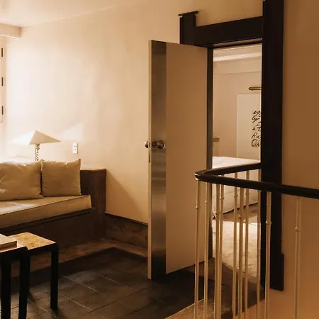 Pied A Terre Tuileries